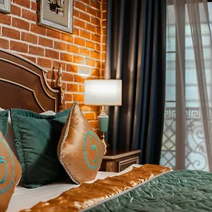 Otel Sapphire Bayil
